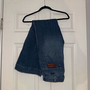 Wrangler Women's Retro Bailey High Rise Trouser